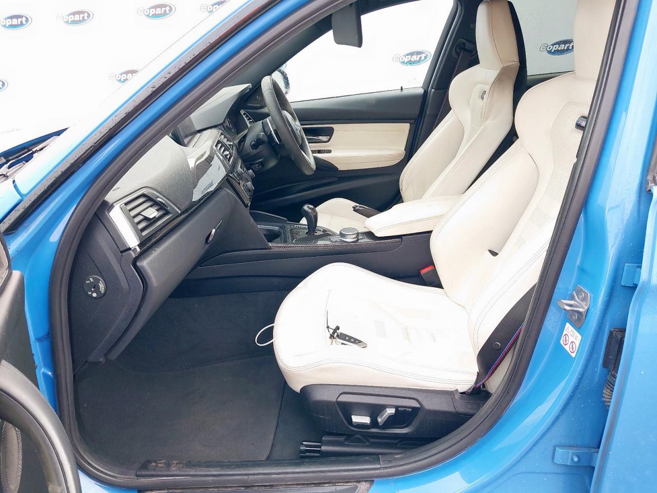 Individual Opal White Extended interior